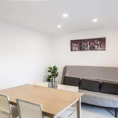 Remodeled Apartment In The City Center. FAO Buitenkant foto